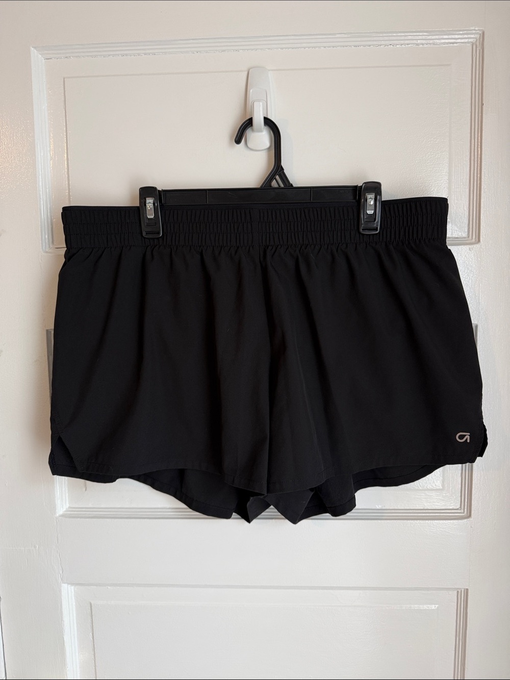 GAP Black Women's Athletic Shorts with Elastic Waist